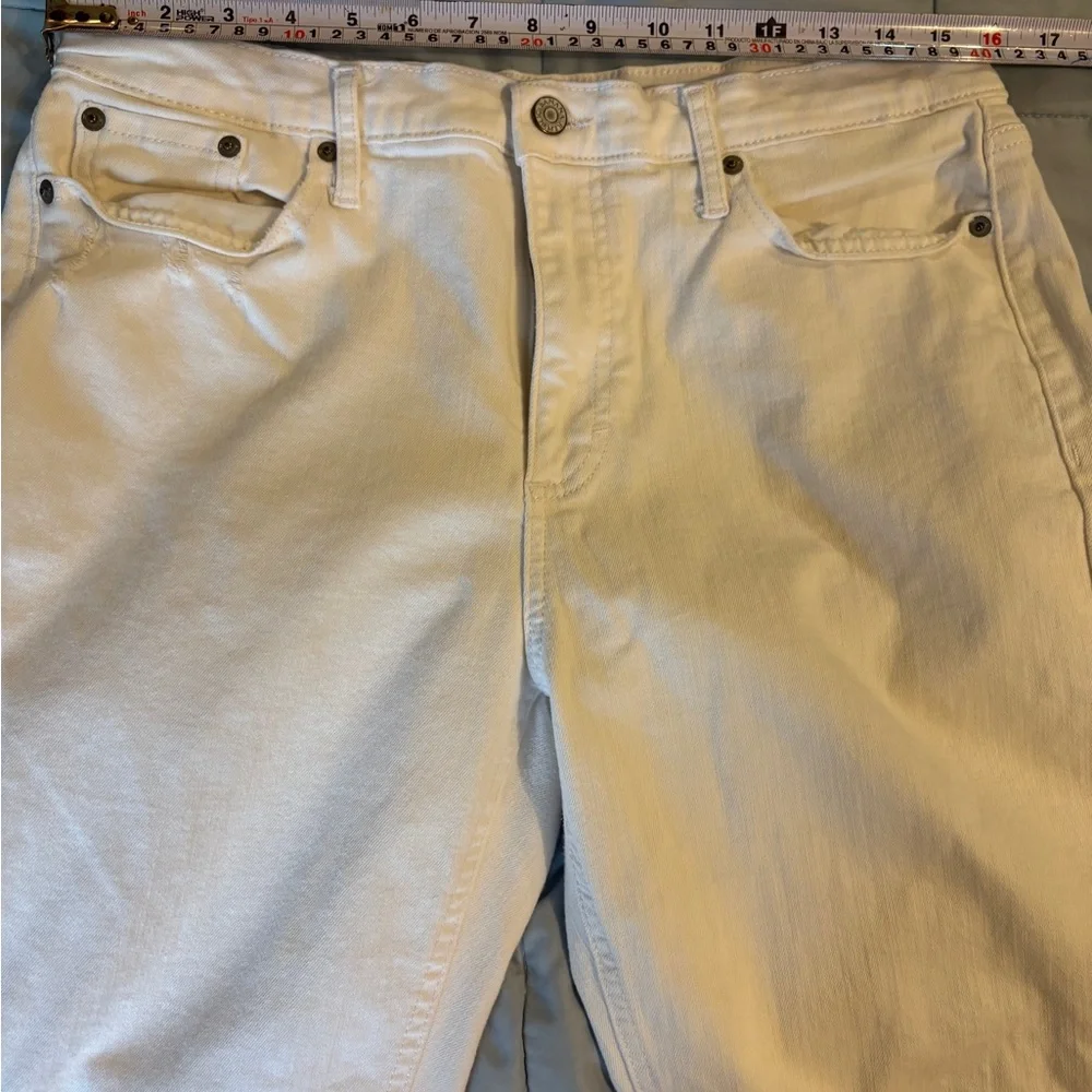 Banana Republic Women's Straight Leg Jeans in White